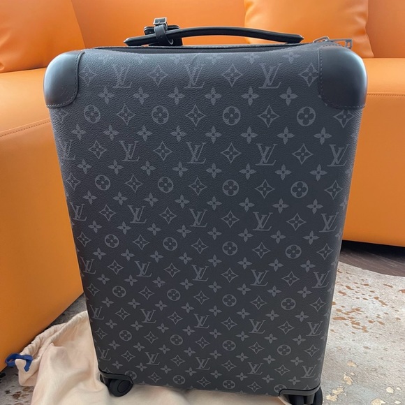 Louis Vuitton Horizon 55 Monogram Eclipse Carry On $2,800 - Picture 5 of 13